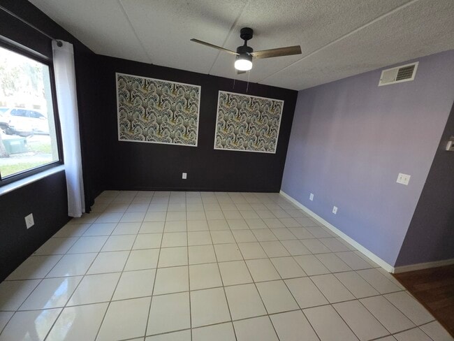 Building Photo - 1601 Big Tree Rd