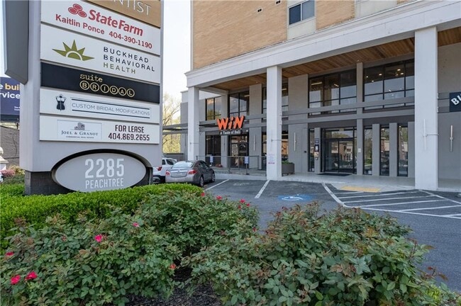 Foto del edificio - 2285 Peachtree Rd NE