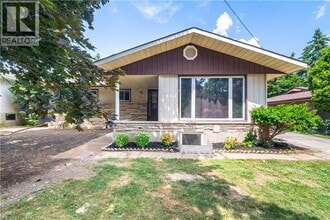 Building Photo - 214 Forest Hill Dr