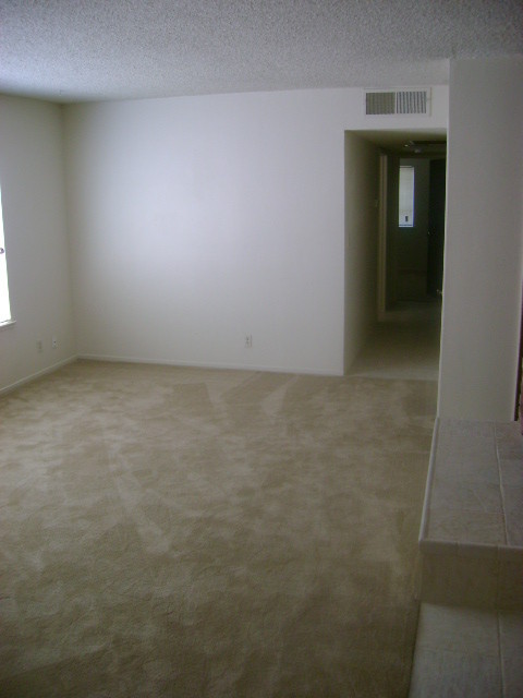 Foto del edificio - Curtis Park Upstairs 2 Bedroom Apartment