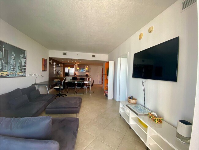 Foto del edificio - 185 SW 7th St