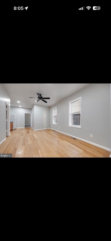 Foto del edificio - 109 W Logan St