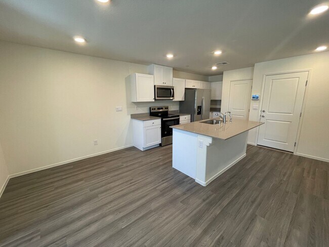 Foto del edificio - Beautiful Townhome In Henderson