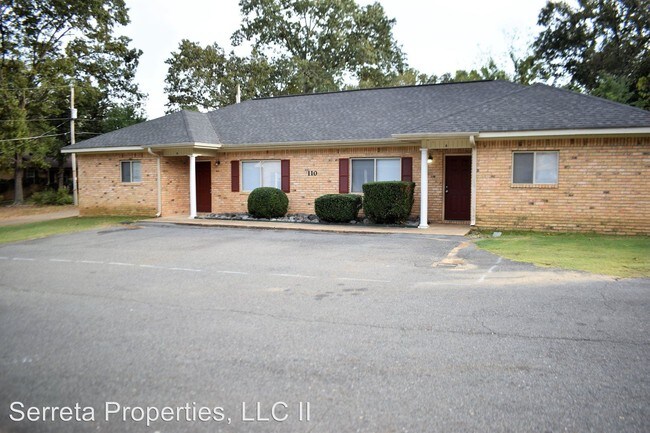 Building Photo - 102-110 Shady Way