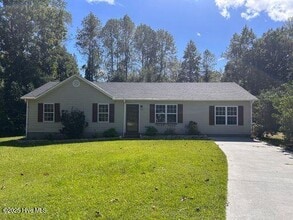 Building Photo - 303 Sedgefield Ct