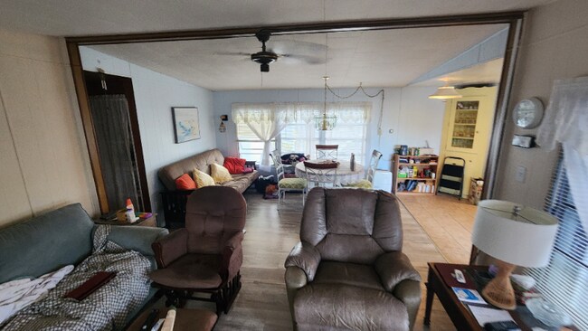 Foto del edificio - 2023 St Lucie Blvd