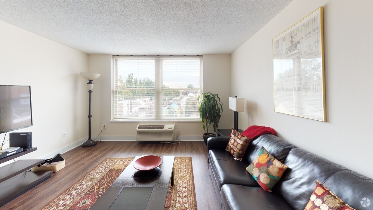 Photo - The Cosmopolitan Apartments