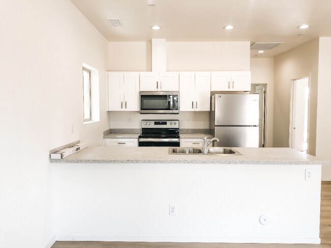 Foto del edificio - 5848 Black Olive Dr