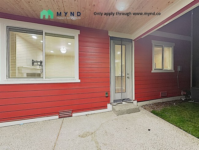 Foto del edificio - 4 br, 3 bath House - 437 SW 111th St