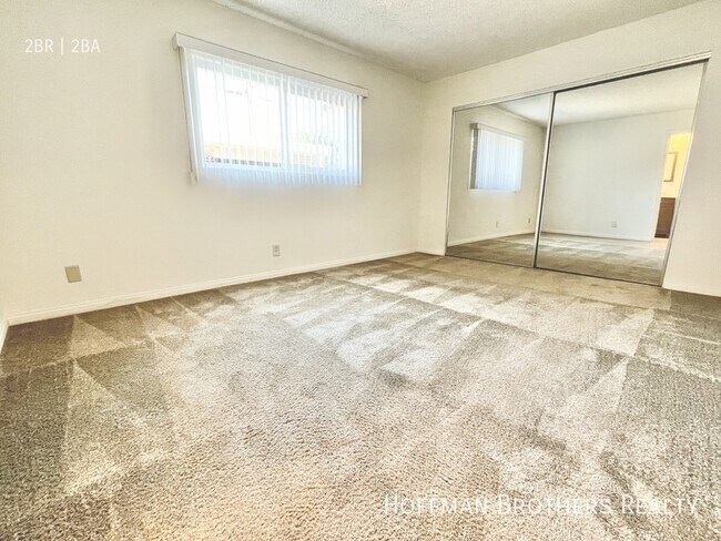 Foto del edificio - 2219 Ruhland Ave