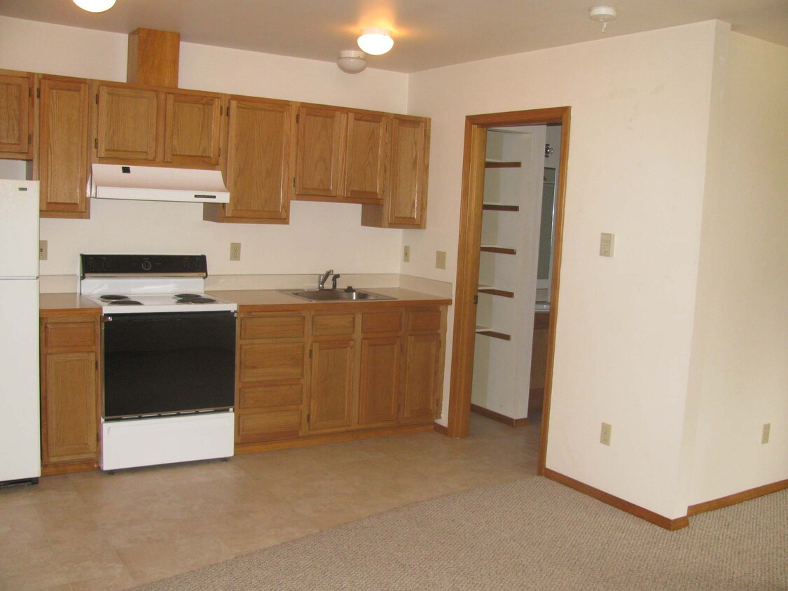 Primary Photo - 3335 Northwest Ave