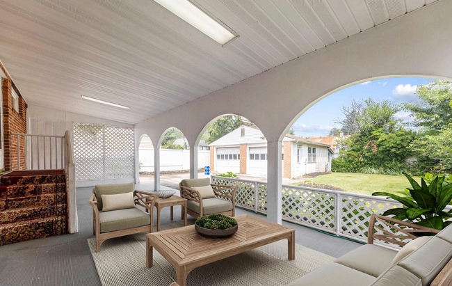 Building Photo - 13516 Grenoble Dr