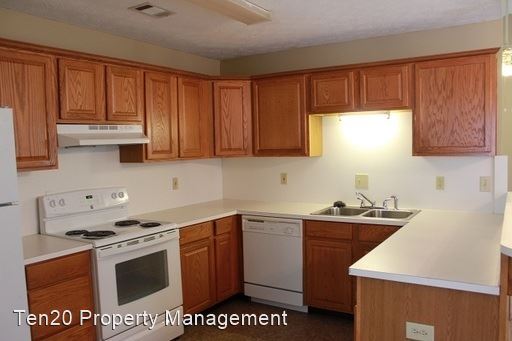 Foto del edificio - 3 br, 2 bath House - 32 Lee Rd 728