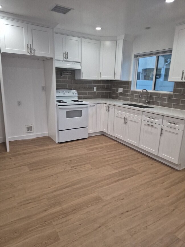 Foto del edificio - 13538 Remington St