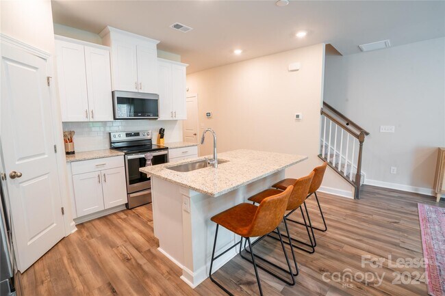 Foto del edificio - 508 Tayberry Ln