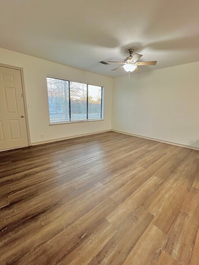 Foto del edificio - 1906 Waldens Edge