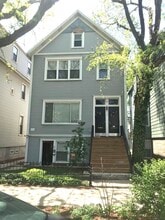 Building Photo - 3112 N Kenmore Ave