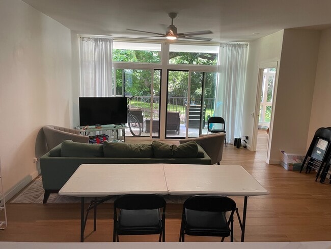 Building Photo - 1020 Aoloa Pl