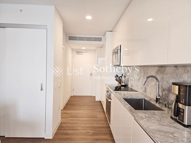 Photo - Aalii #1609 | Honolulu, HI Apartment