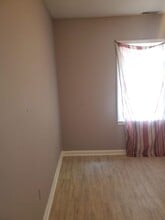 Building Photo - 113 Woodlawn Ave