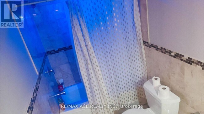 Photo du bâtiment - 36 Murray Ave