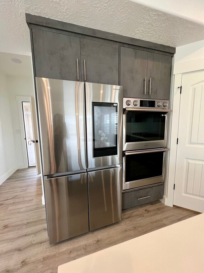 Building Photo - HUGE NEW HOUSE FOR RENT NEAR HILL AFB