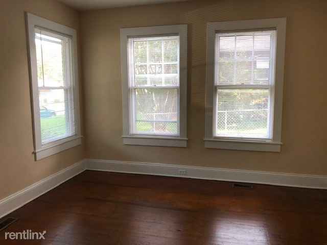 Foto del edificio - 3 br, 1 bath House - 1500 Upland Dr