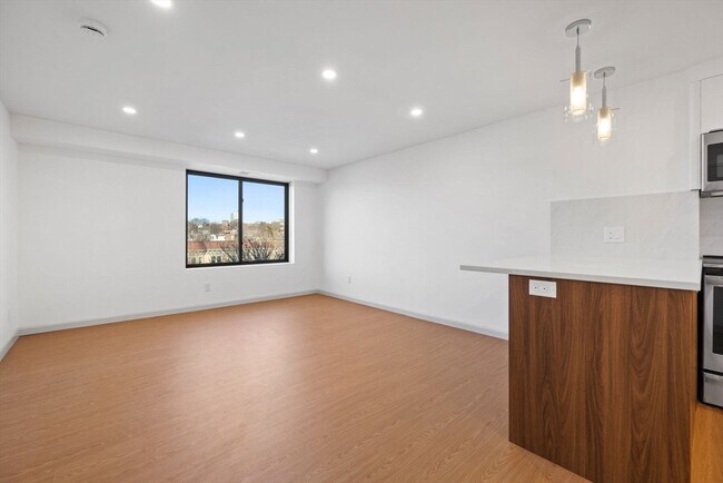 Foto del edificio - 1243 Beacon St