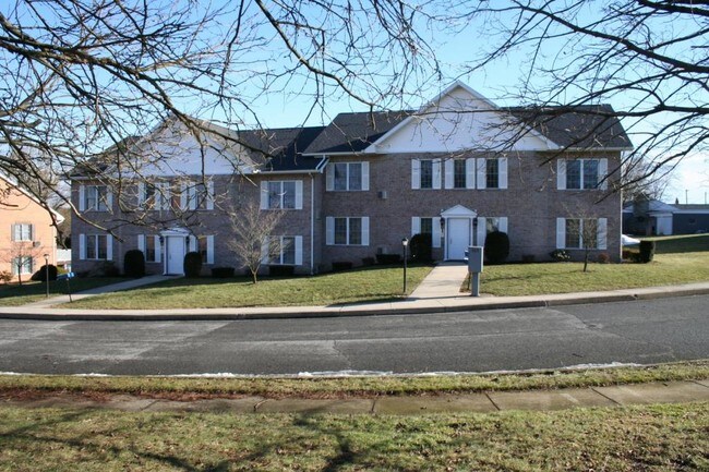 365 Girio Terrace Apartment for Rent in South