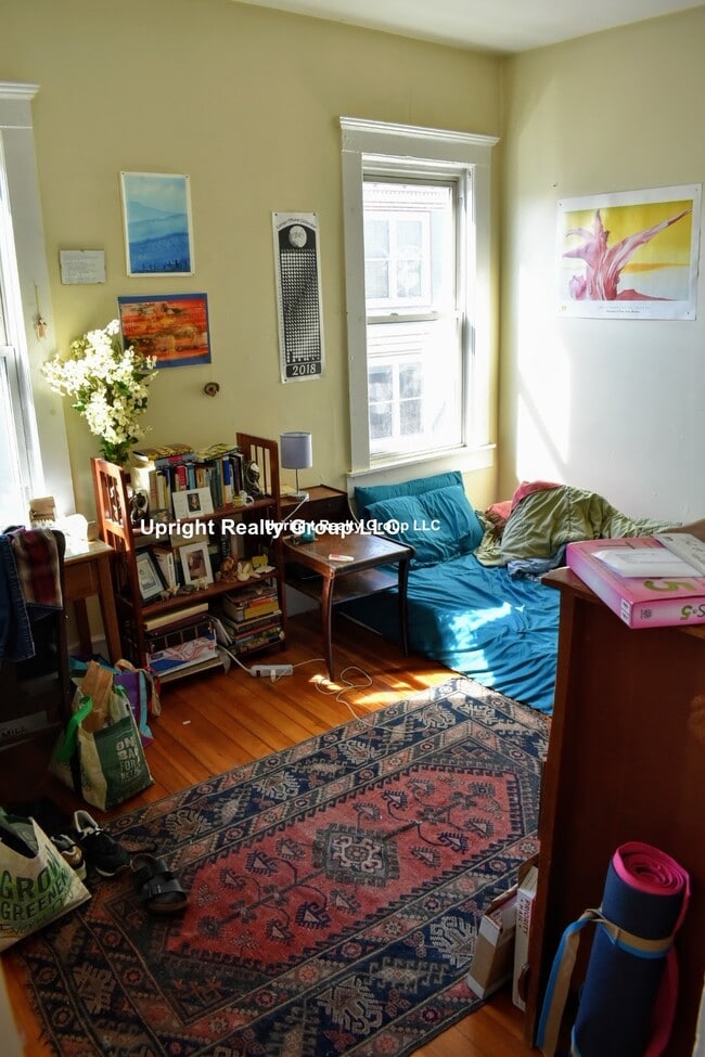 Foto del edificio - 19 Roseclair St