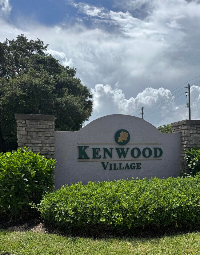 Foto del edificio - 3801 Kitty Hawk Ln SW