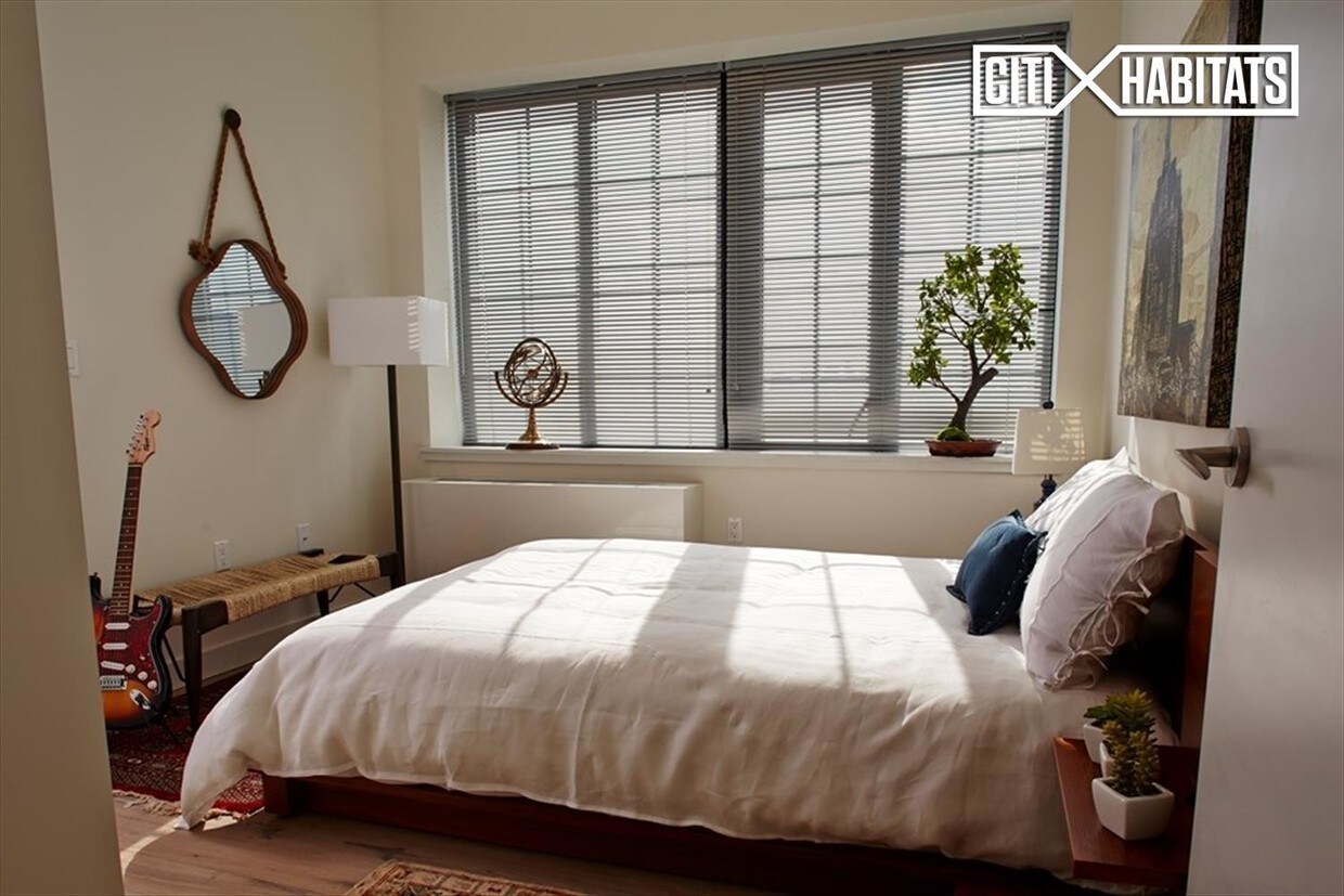 Building Photo - Pearson Court Square, The