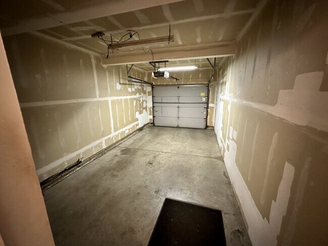 Foto del edificio - Charming Townhome in Table Mountain Heights!