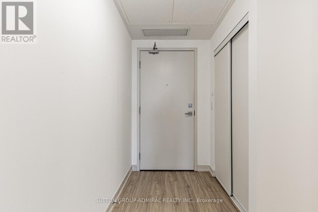 Photo du bâtiment - 90 Glen Everest Rd