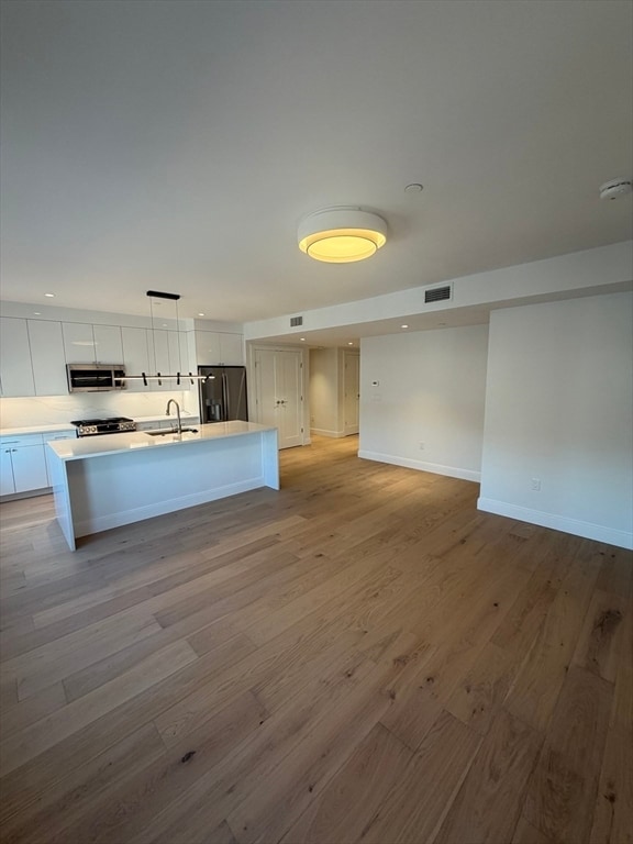 Building Photo - 65 L St