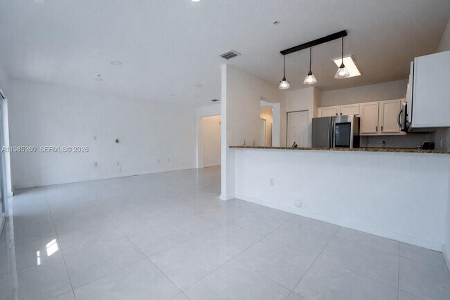 Foto del edificio - 8800 NW 97th Ave