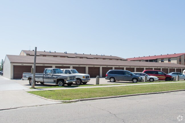 Building Photo - 1122 27th Ave S