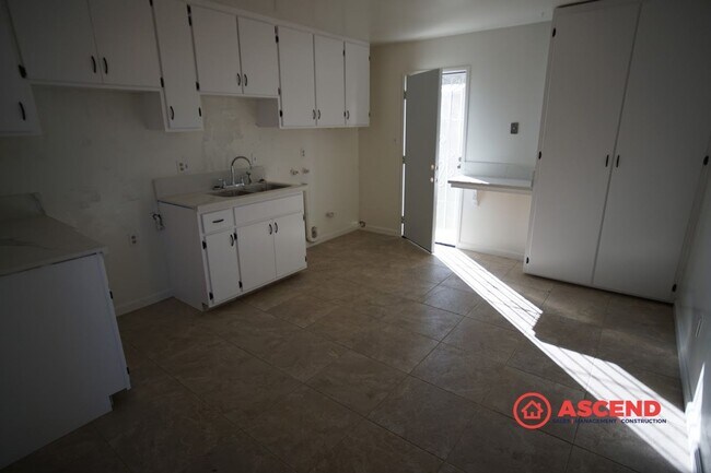 Foto del edificio - 209 E Warren Ave