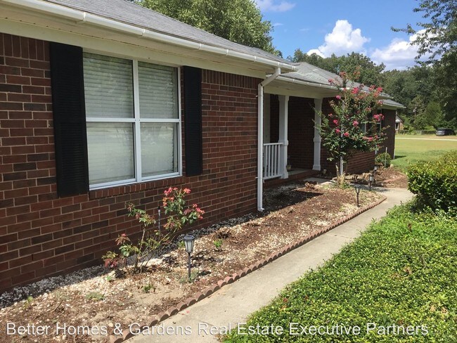 Building Photo - 4 br, 3 bath House - 4711 Wrightsboro Road