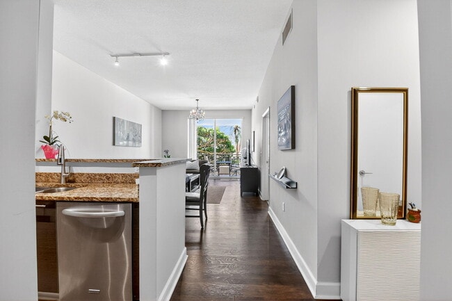 Building Photo - 550 Okeechobee Blvd