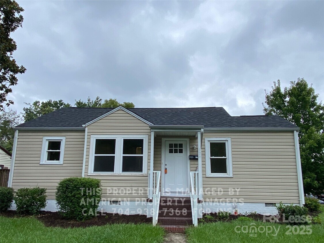 Foto principal - 124 Ackert Ave