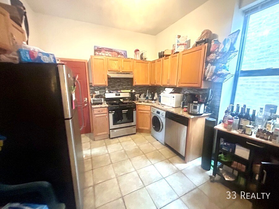 Primary Photo - 1337 W Huron-3R