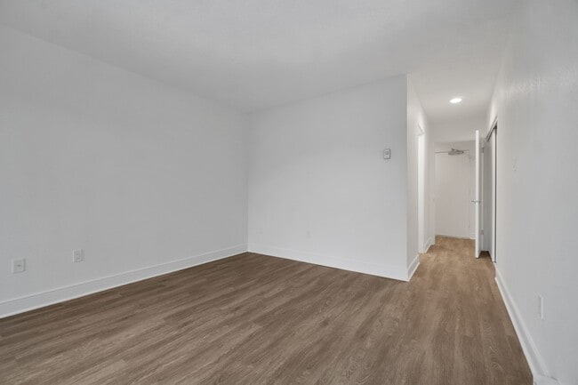 Building Photo - 1220 & 1236 Pandora Avenue
