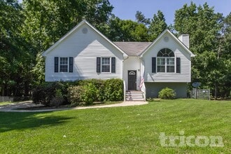 Building Photo - 4408 Lamar Dr