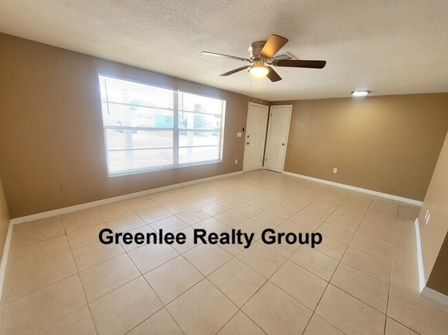 Building Photo - Charming & Spacious 4-Bedroom, 2-Bath Home...