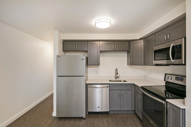 Foto del edificio - 3630 22nd Ave W