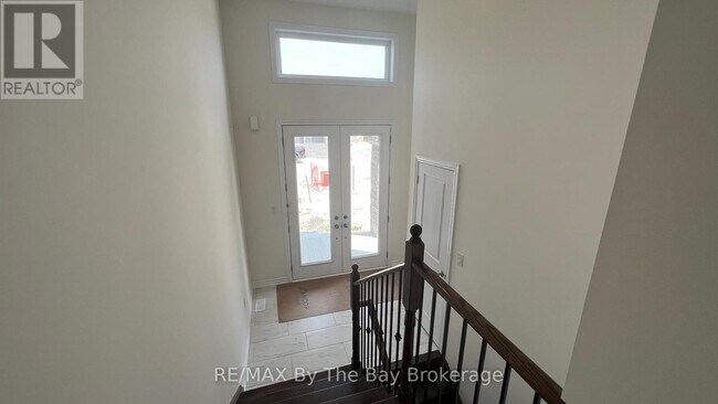 Photo du bâtiment - 7 Rosanne Cir