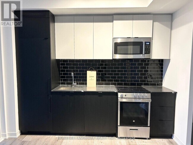 Photo du bâtiment - 285 Dufferin St