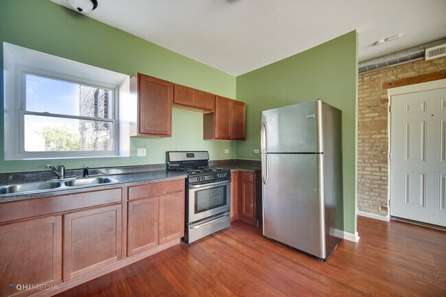Building Photo - 438 E 62nd St
