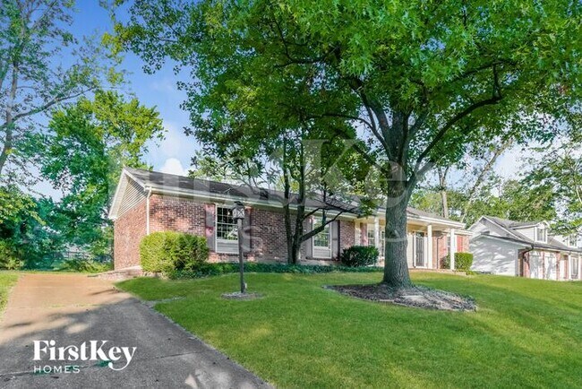Foto del edificio - 317 Hill Trail Dr